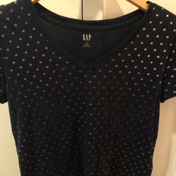 ⛔️SOLD⛔️ GAP 💙 “Favorite Tee” T-shirt - Picture 5 of 12